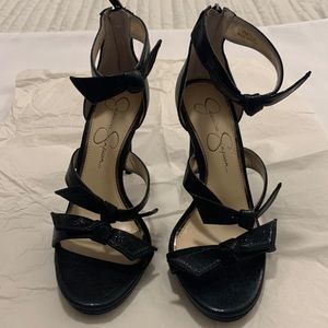 Jessica Simpson Bow tie heels EUC